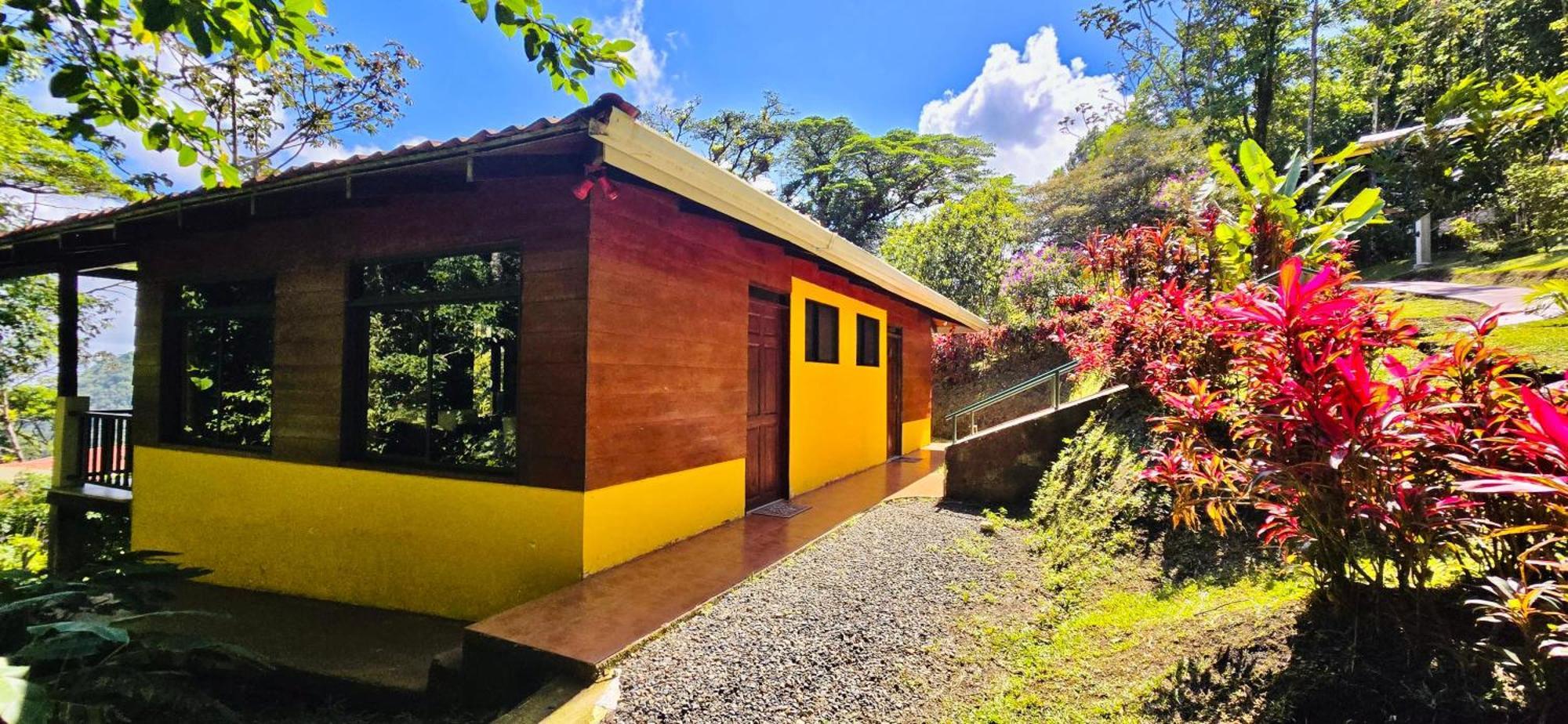 Heliconias Rainforest Lodge ビハグア エクステリア 写真